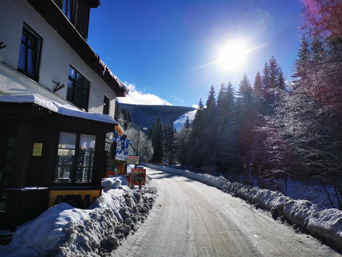 Hostel Fortuna Špindlerŭv Mlýn Exterior foto